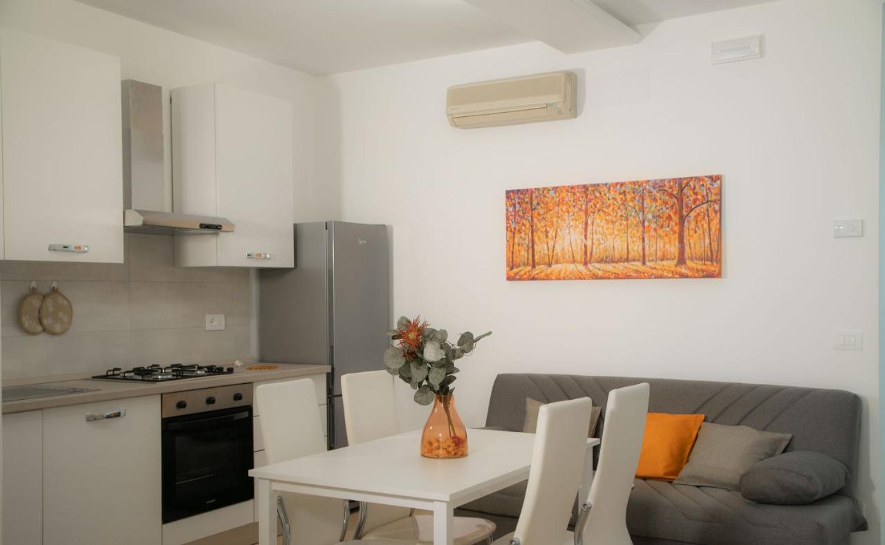 I Suoni Del Mare Apartment Porto San Giorgio Exterior photo