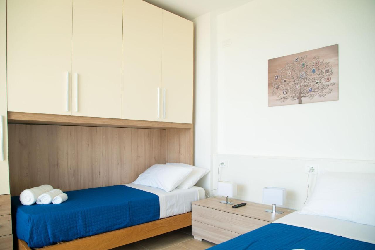 I Suoni Del Mare Apartment Porto San Giorgio Exterior photo