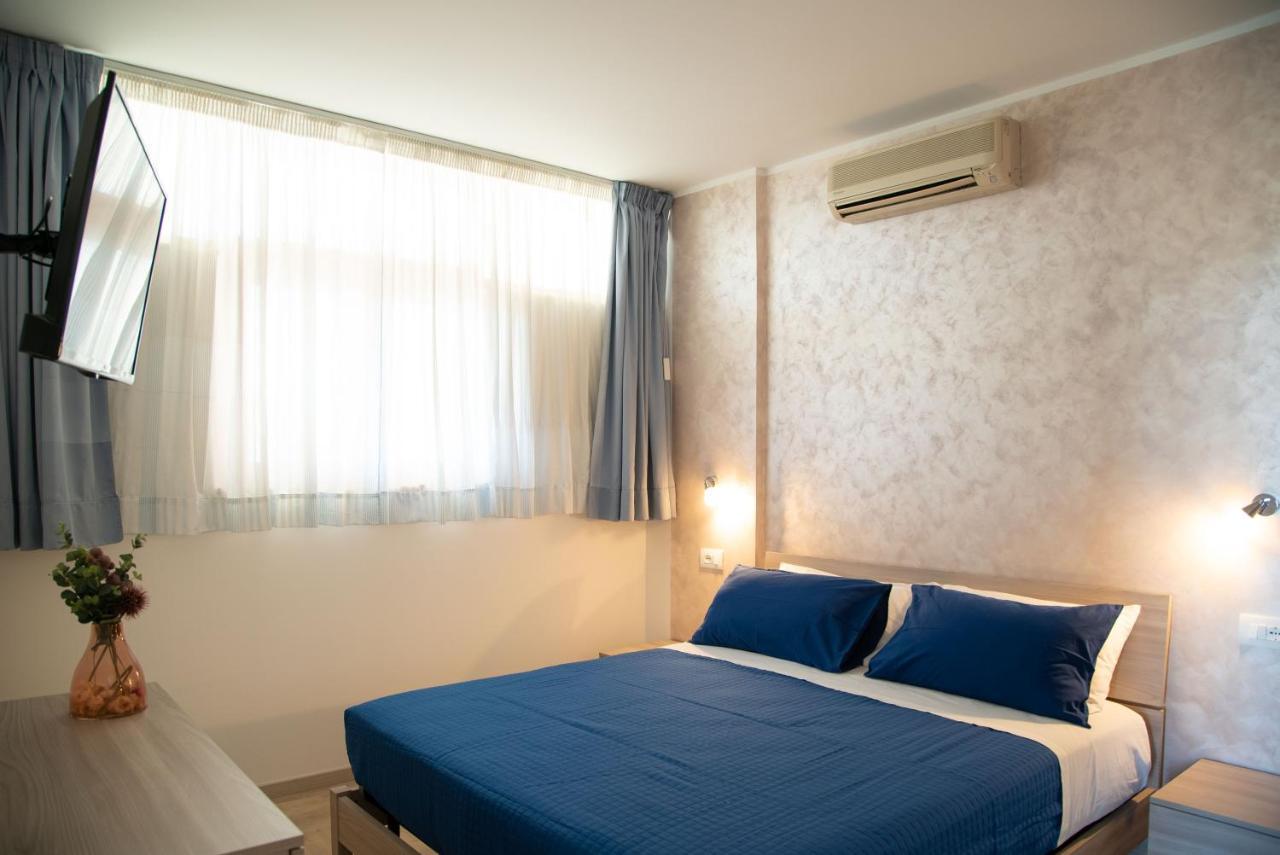 I Suoni Del Mare Apartment Porto San Giorgio Exterior photo